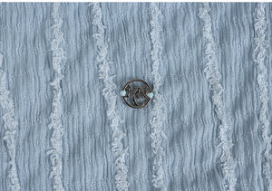 波點 V 領開衩緊身胸衣