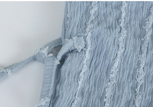 波點 V 領開衩緊身胸衣