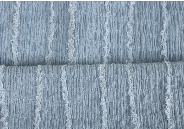 波點 V 領開衩緊身胸衣