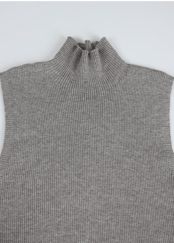 Lavina Sleeveless-Boat Neck Knit Setup