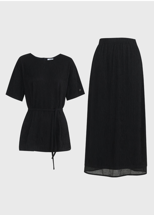 Lilo Wrinkle Tee-Skirt Setup