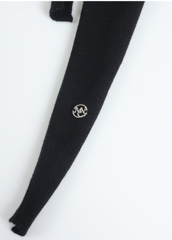 Makenzie Collar Knit-Scarf Setup